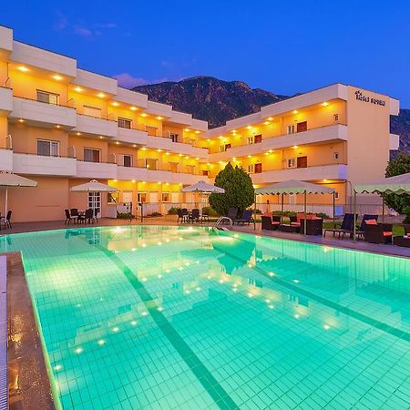Hotel Fotini カラマタ エクステリア 写真
