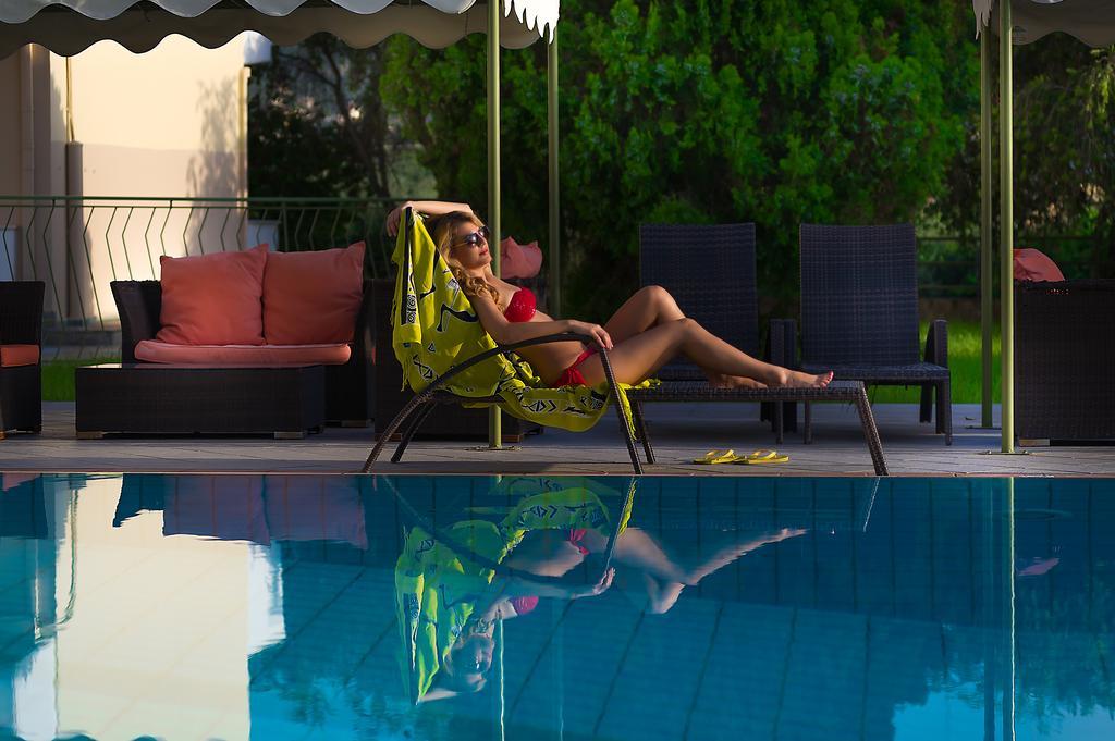 Hotel Fotini カラマタ エクステリア 写真