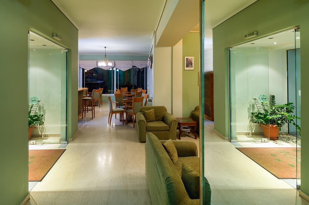 Hotel Fotini カラマタ エクステリア 写真