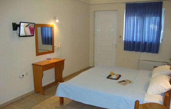 Hotel Fotini カラマタ エクステリア 写真